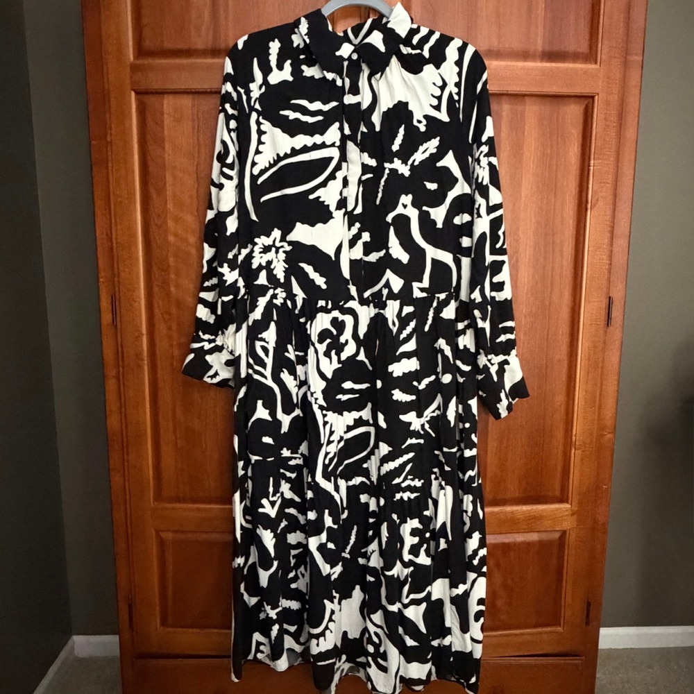 H&M Black White Abstract Print Tiered Long Sleeve Shirt Maxi Dress Womens Large